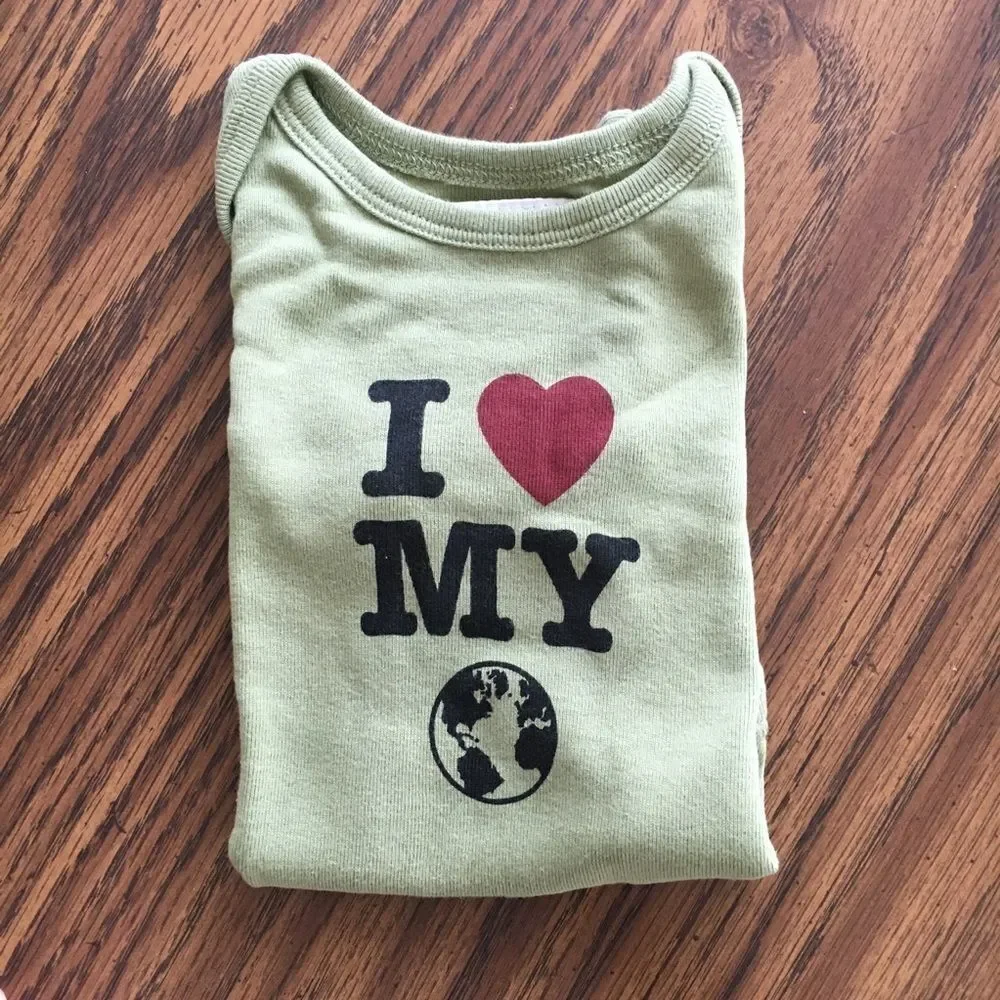 Old Navy Long Sleeve Onsie NWT
